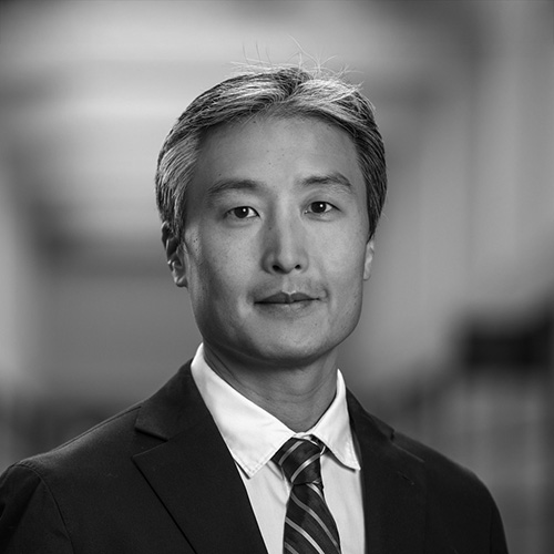 Yong Suk LEE