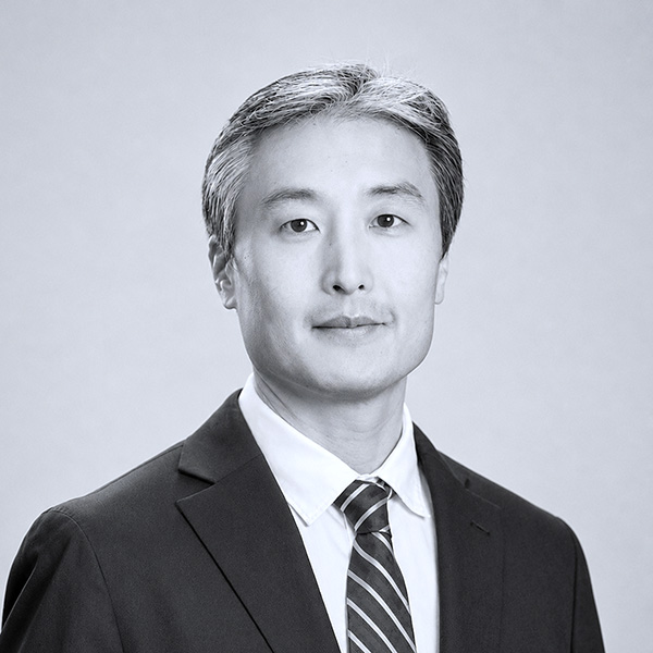 Yong Suk LEE.jpeg